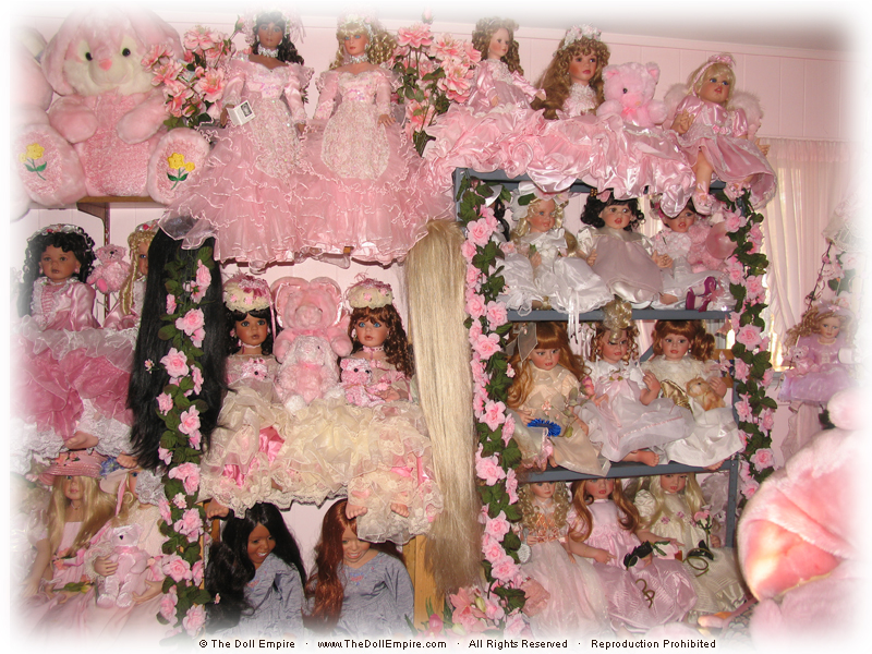 Artist Doll Photo Gallery of The Doll Empire · The Glamorous World of Doll Artists and Artist Dolls